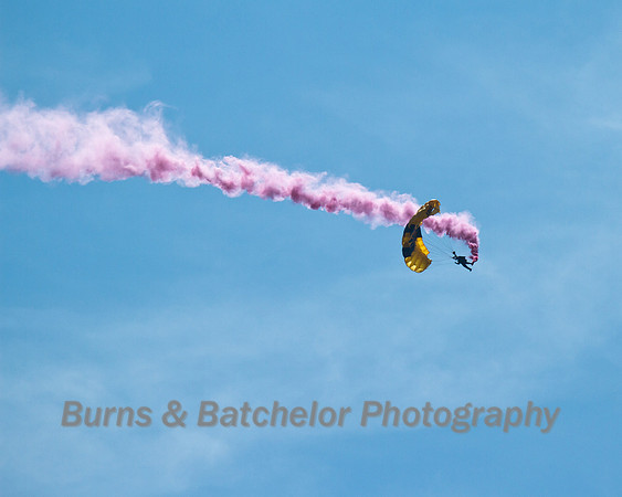 U.S. Army Golden Knights Parachute Team